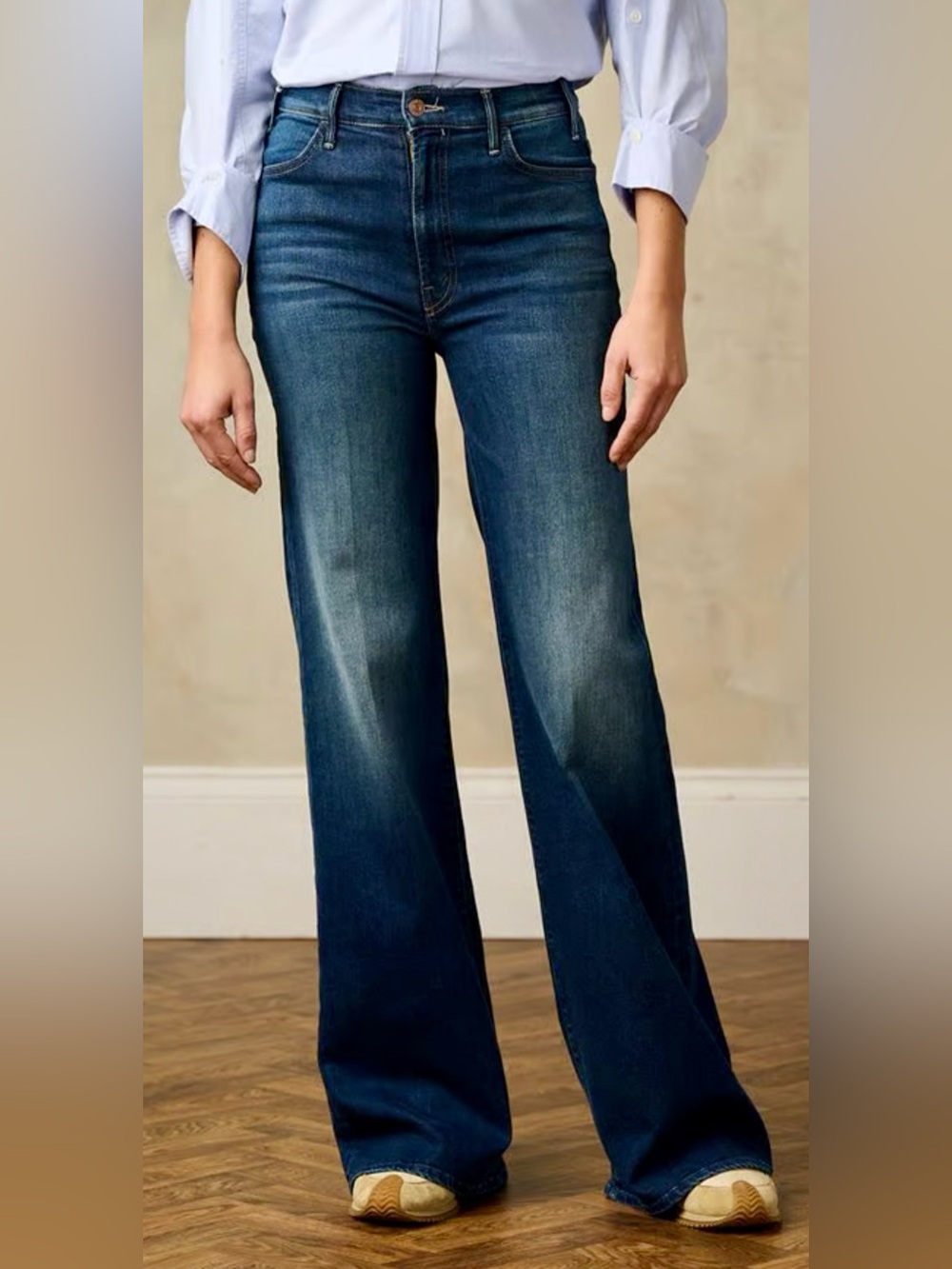MOTHER Hustler Roller Sneak Jean in Troublemaker wash 30 - Picture 2 of 13
